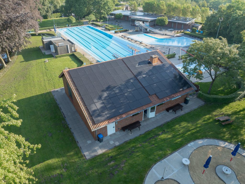 Photovoltaik_Werk_2026_Freibad_Dach_seitlich_VII